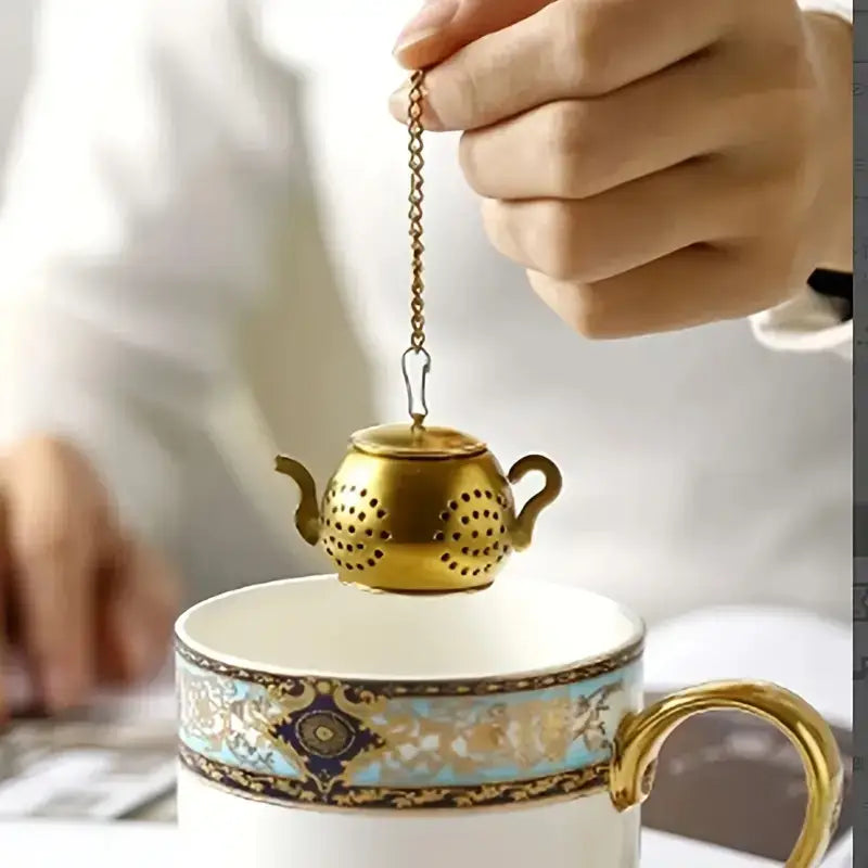 Teapot Shaped Tea Infuser, Gold