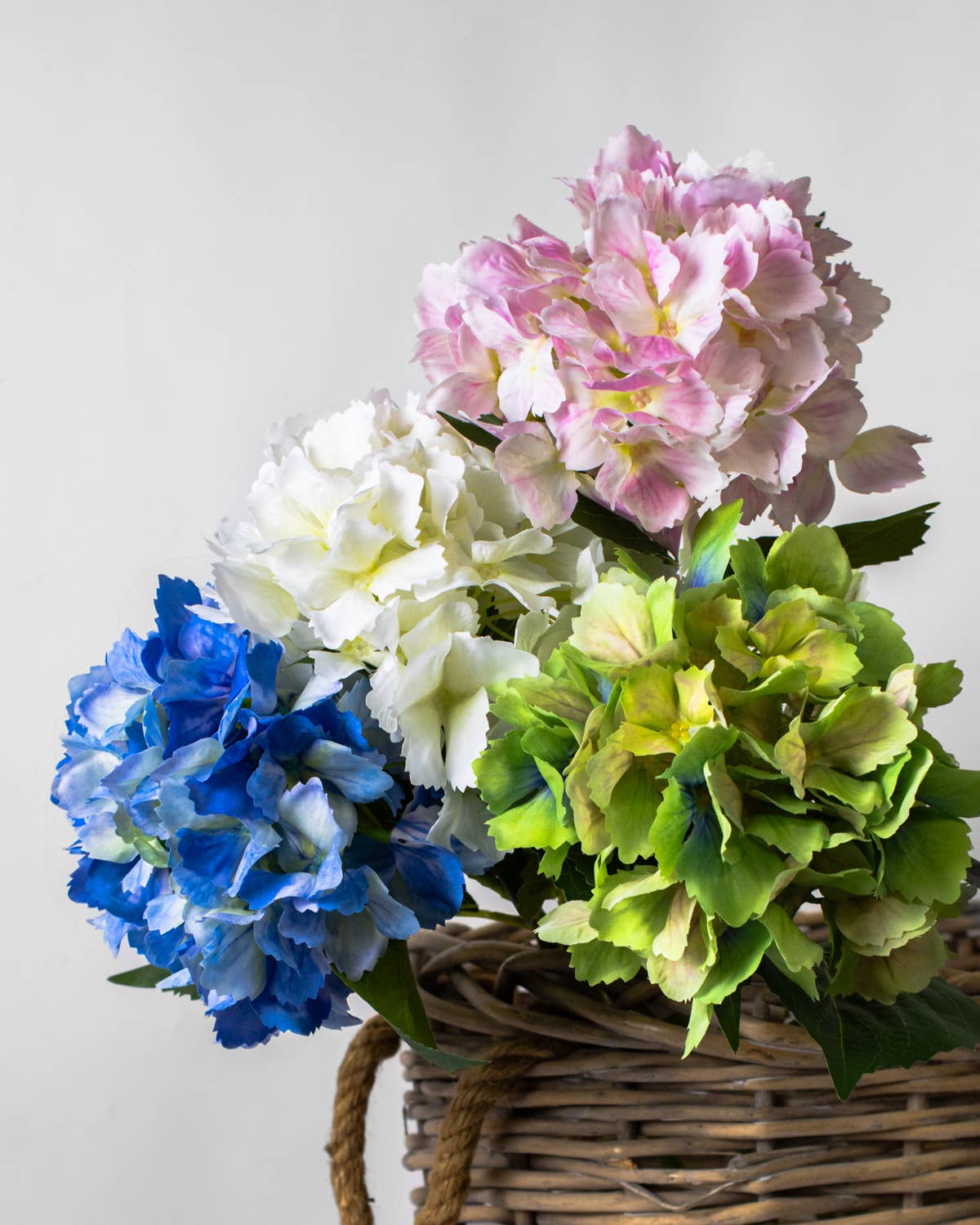 Hydrangea Stem   Green   27.5"