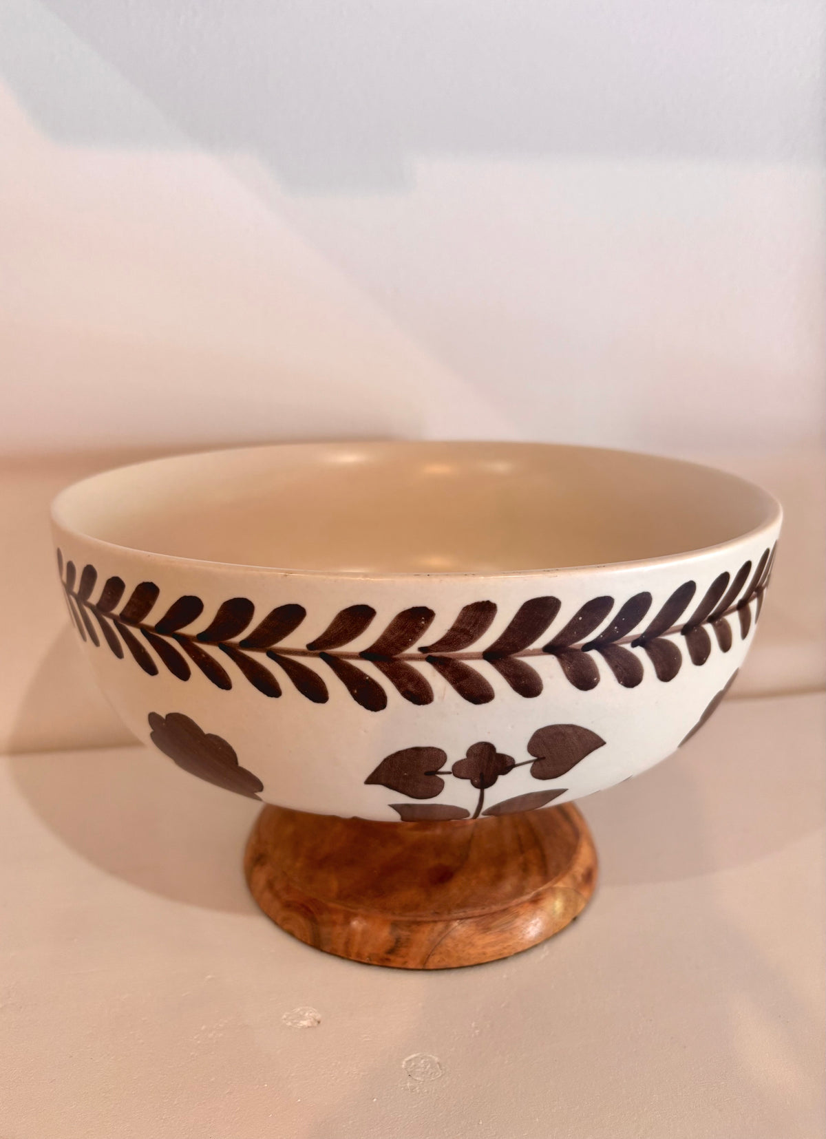 Leaf Pattern Serving Bowl